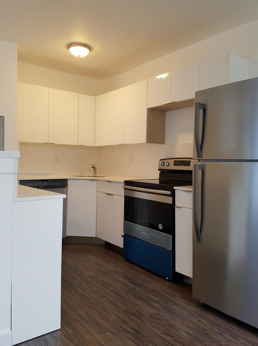 1335 Sw 8th St #2, Miami, FL 33135