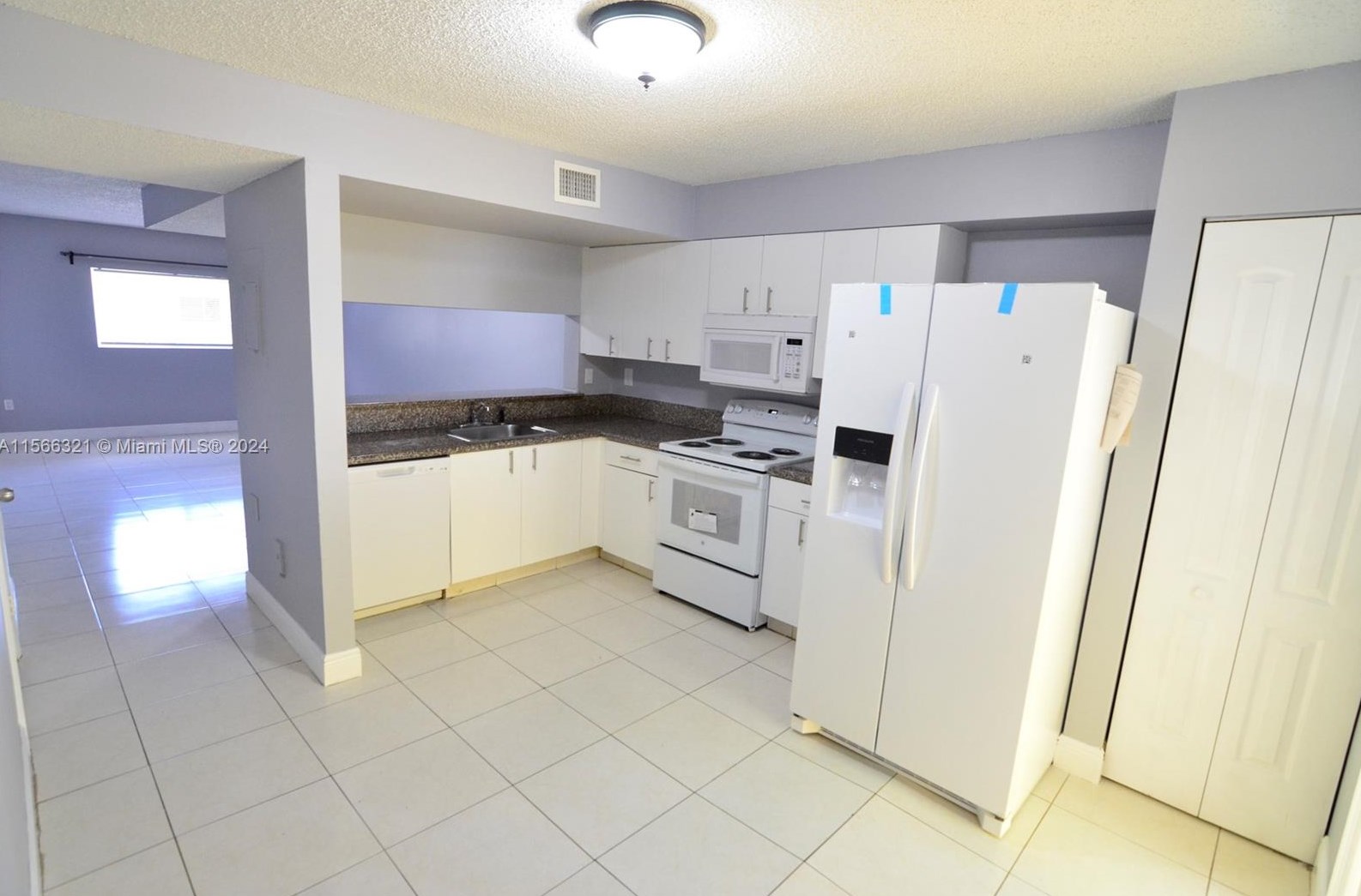 14901 82nd Ter, Miami, FL 33193-3139