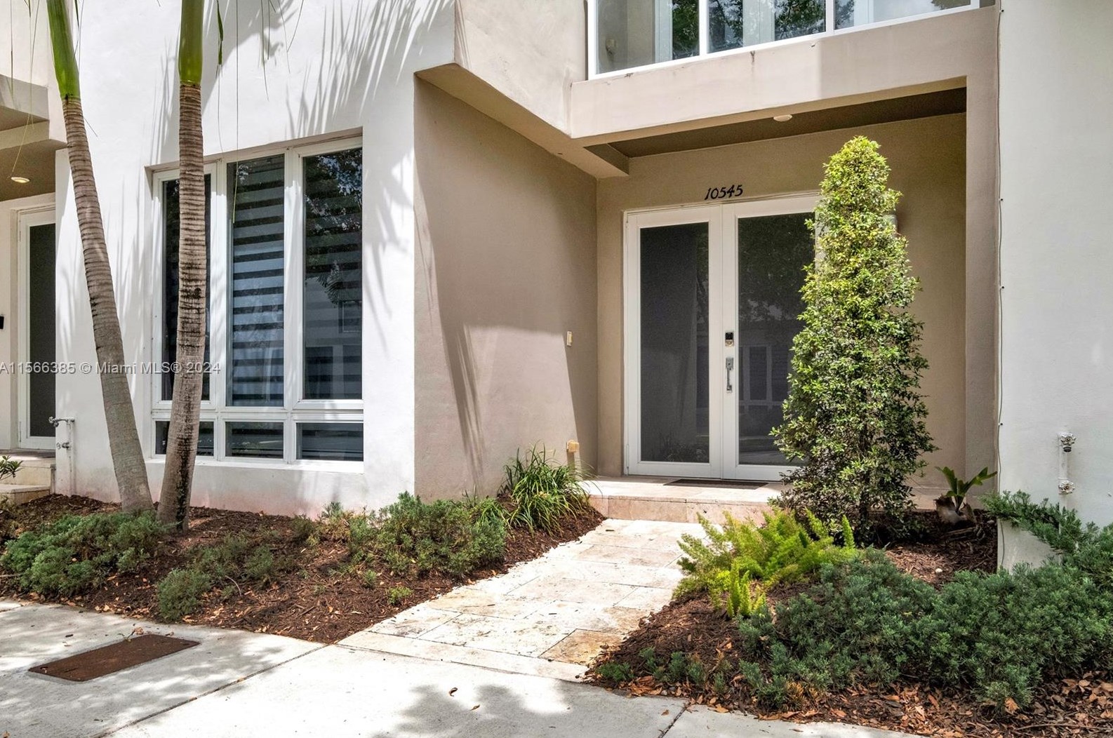 10545 63rd Ter, Miami, FL 33178-1151