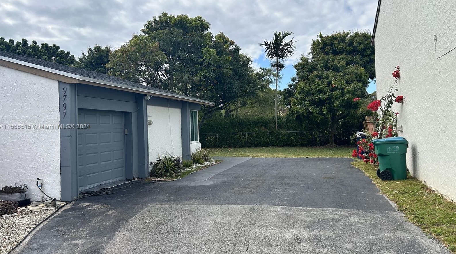 9797 Sw 147th Ct, Miami, FL 33196