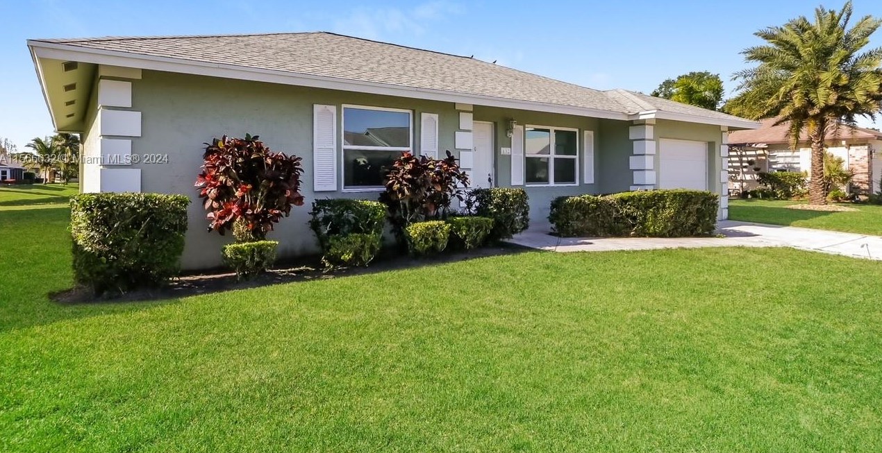 132 Stillwater Cir, Jupiter FL  33458-7324 exterior