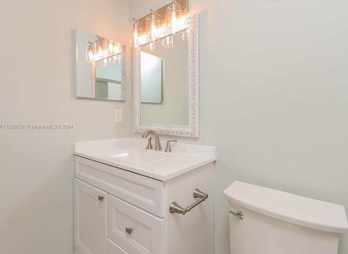 132 Stillwater Cir, Jupiter FL  33458-7324 exterior