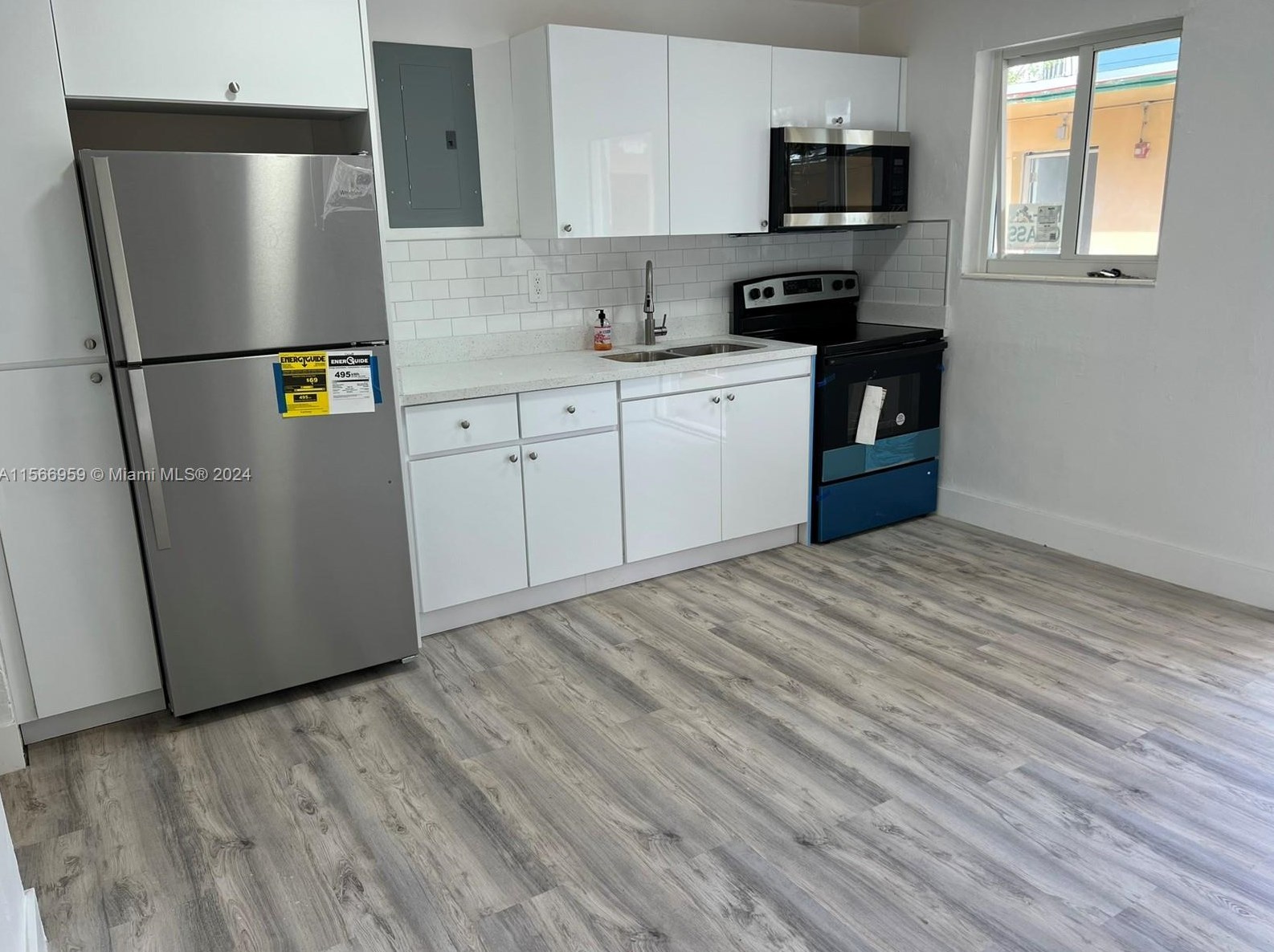 1630 Nw 18th St #12, Miami, FL 33125