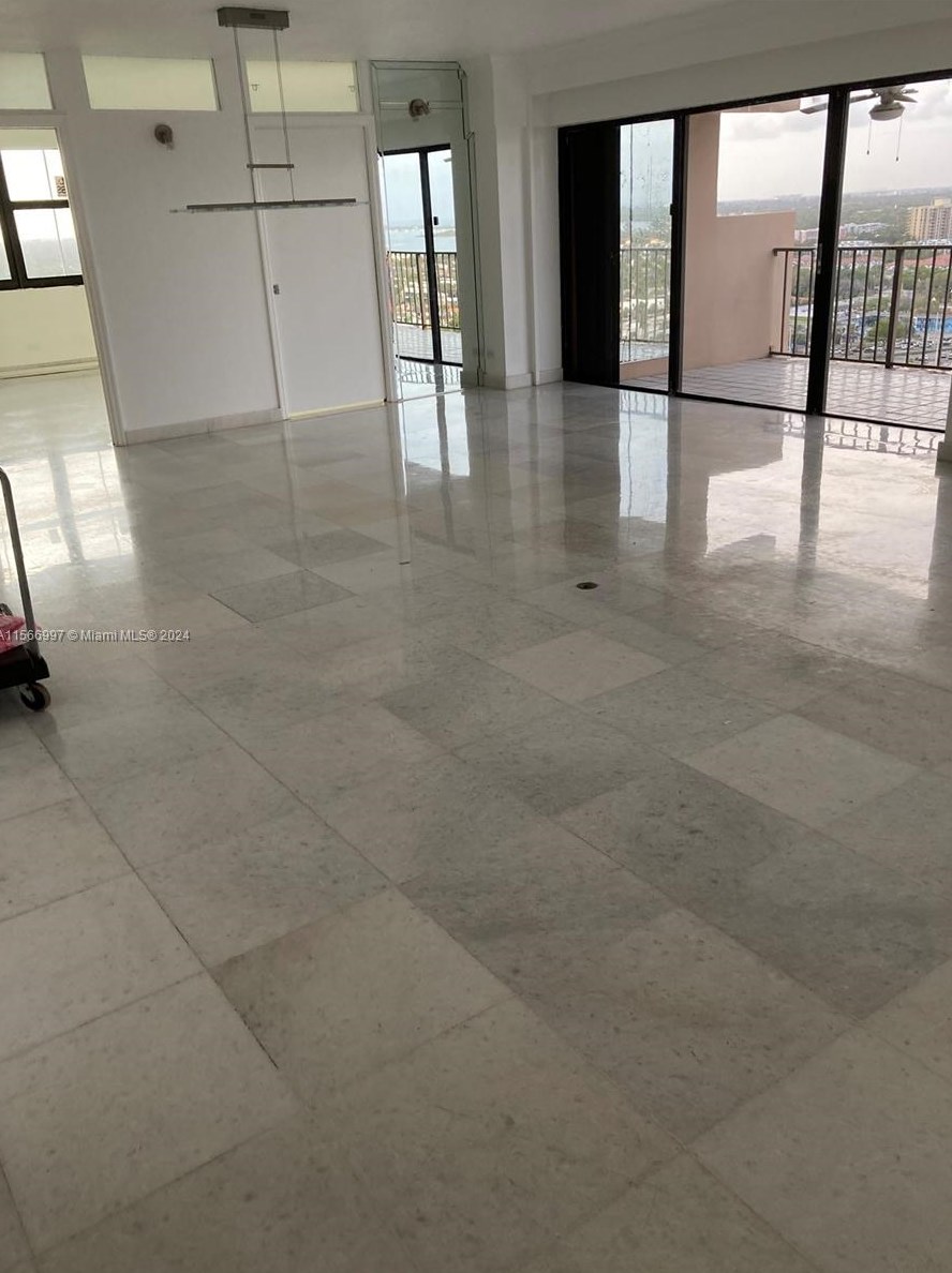 1800 114th St, Miami FL 33167-3520 exterior