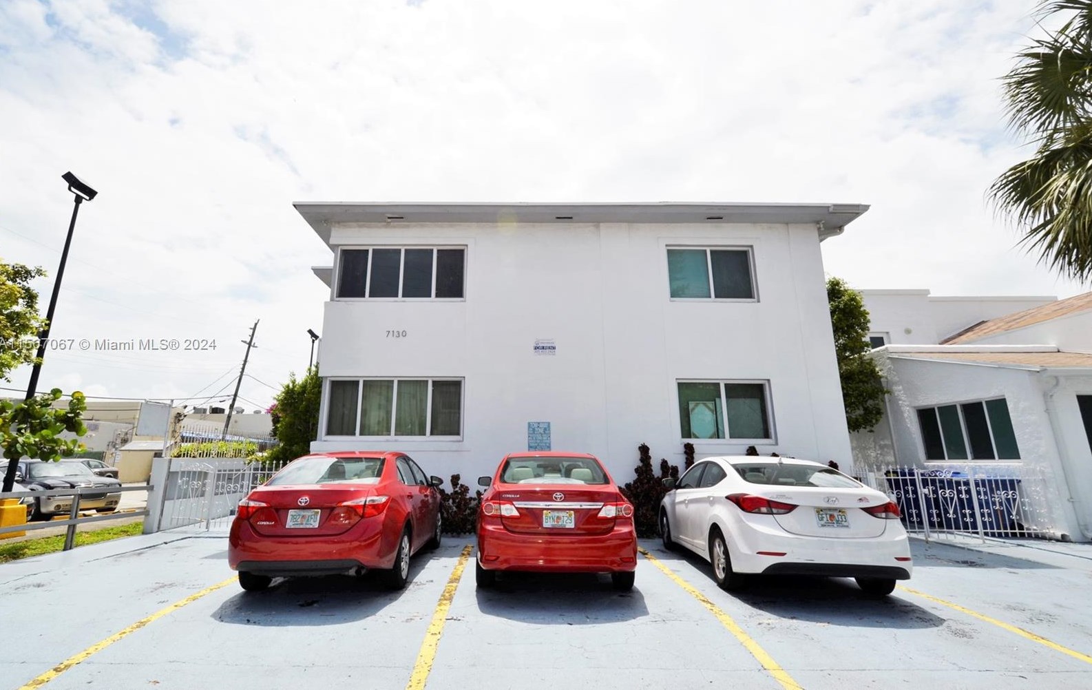 7130 Carlyle Ave #6, Miami, FL 33141