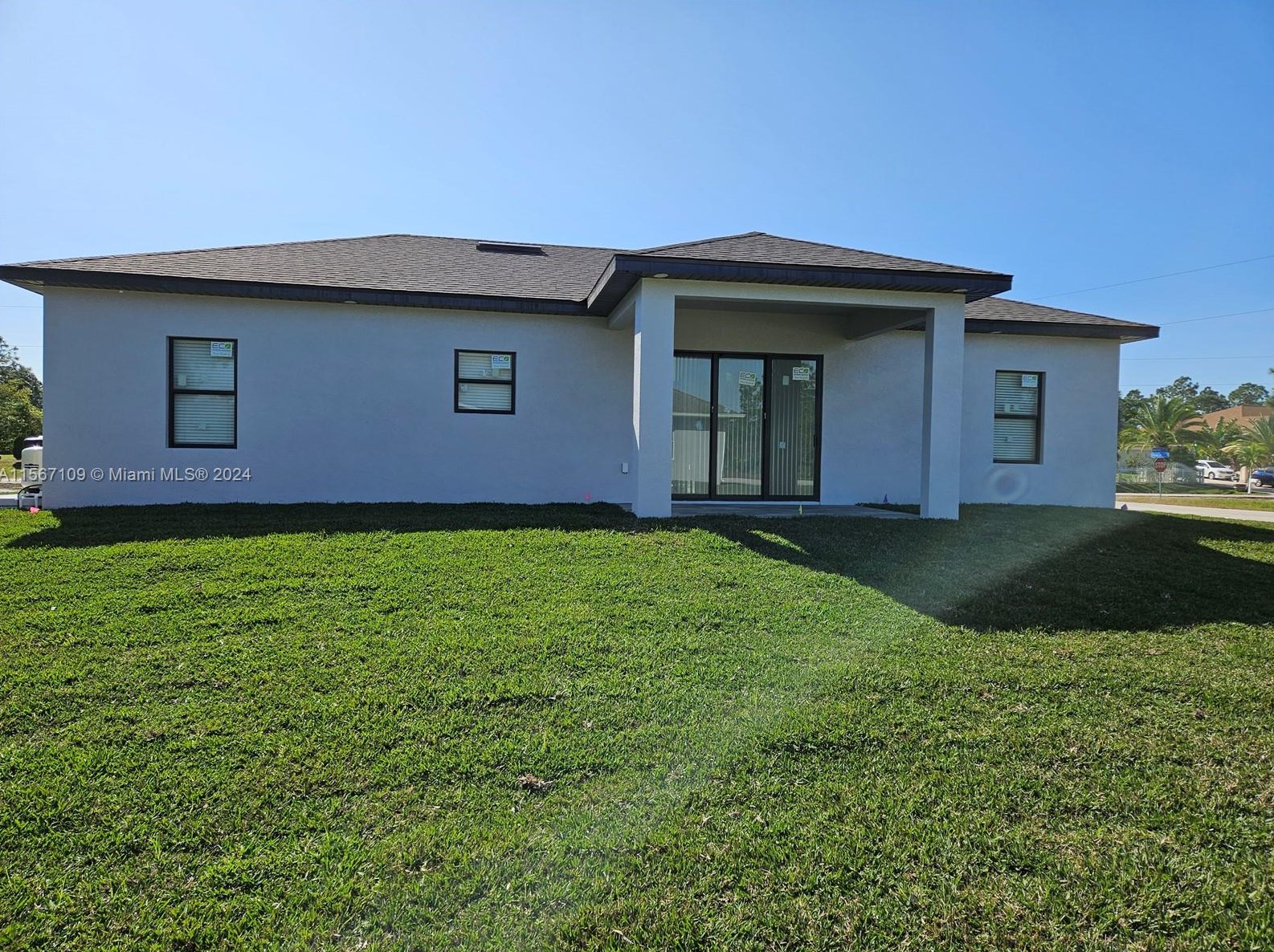 651 Keller St, Lehigh Acres FL 33974-7560 exterior