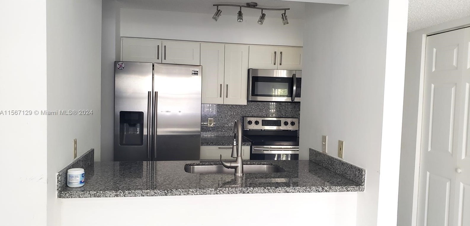 630 S Park Rd # 16-3, Hollywood, FL