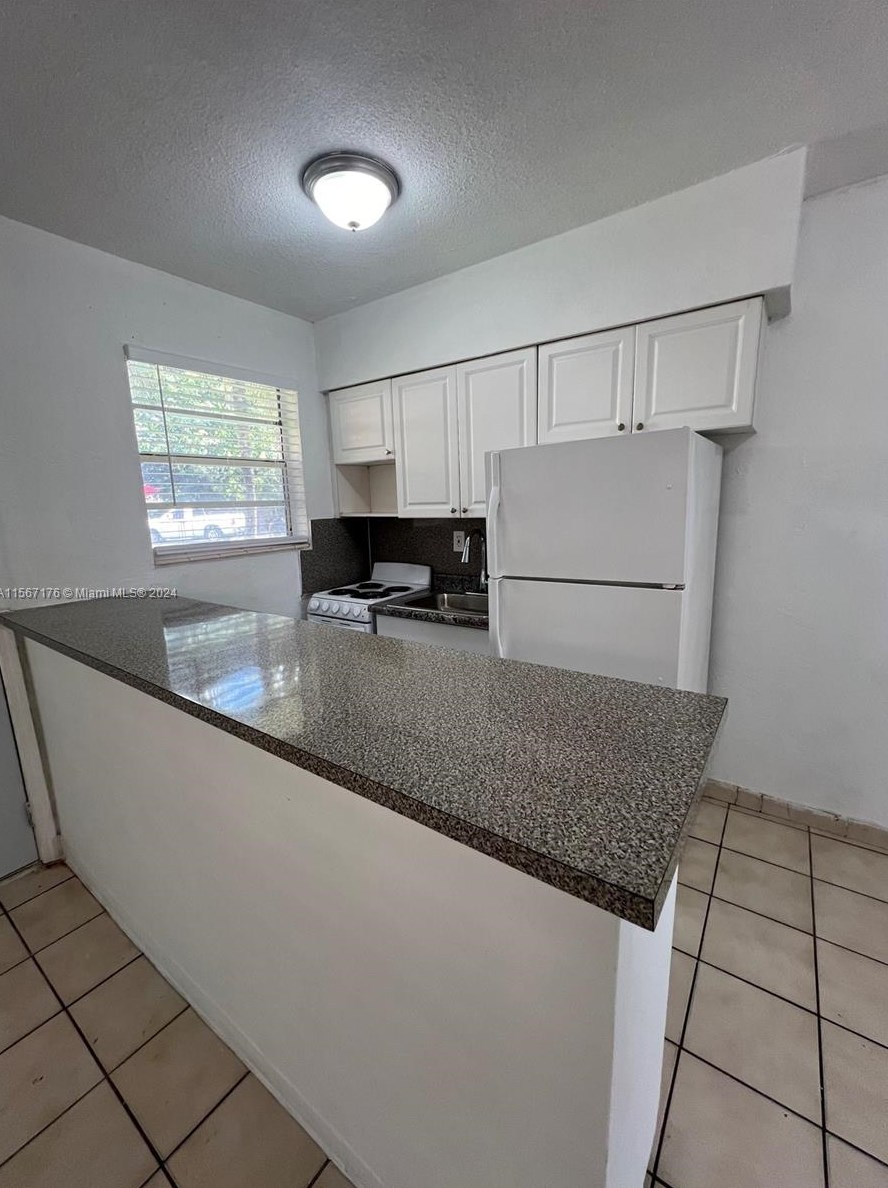 7155 W 14th Ct #5, Hialeah, FL 33014