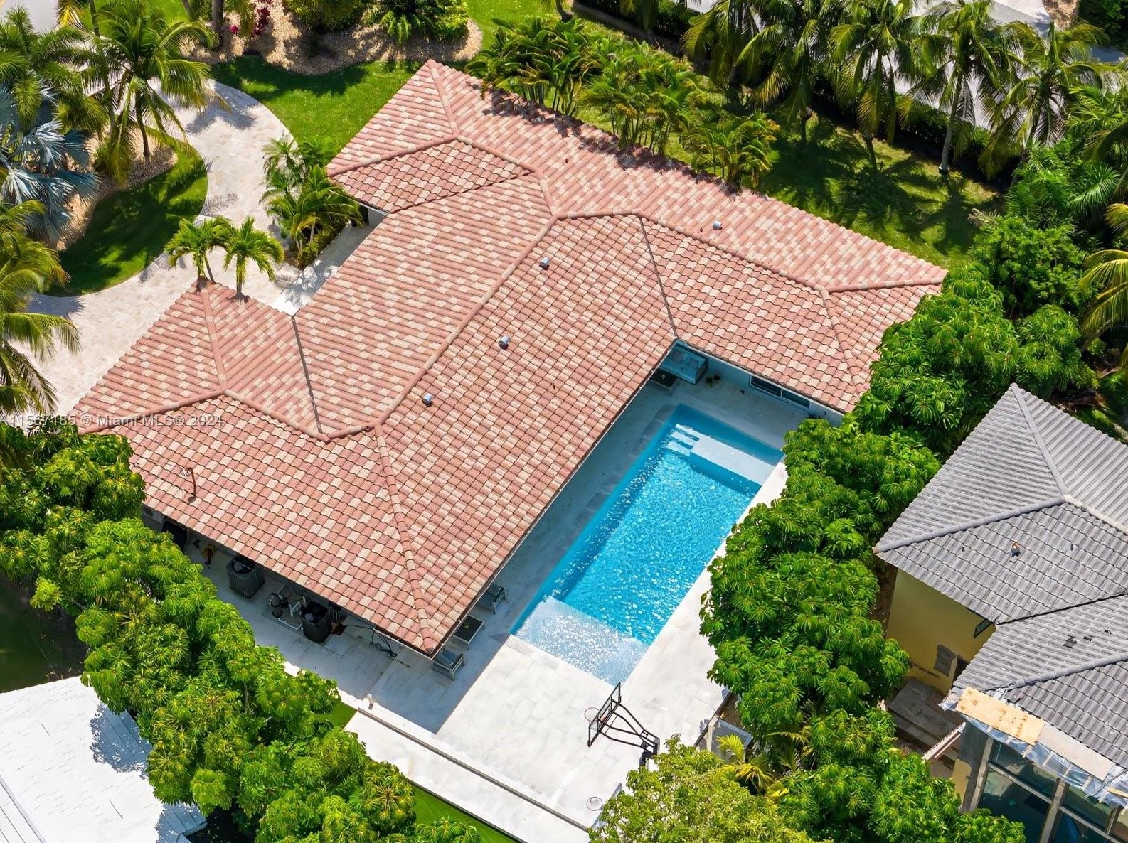 16400 31st Ave, Miami, FL 33160-4135