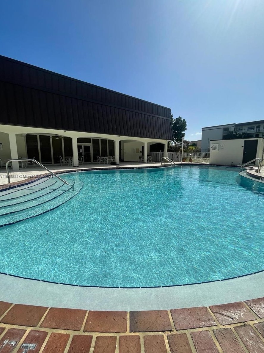 500 Ne 2nd St #203, Dania Beach, FL 33004