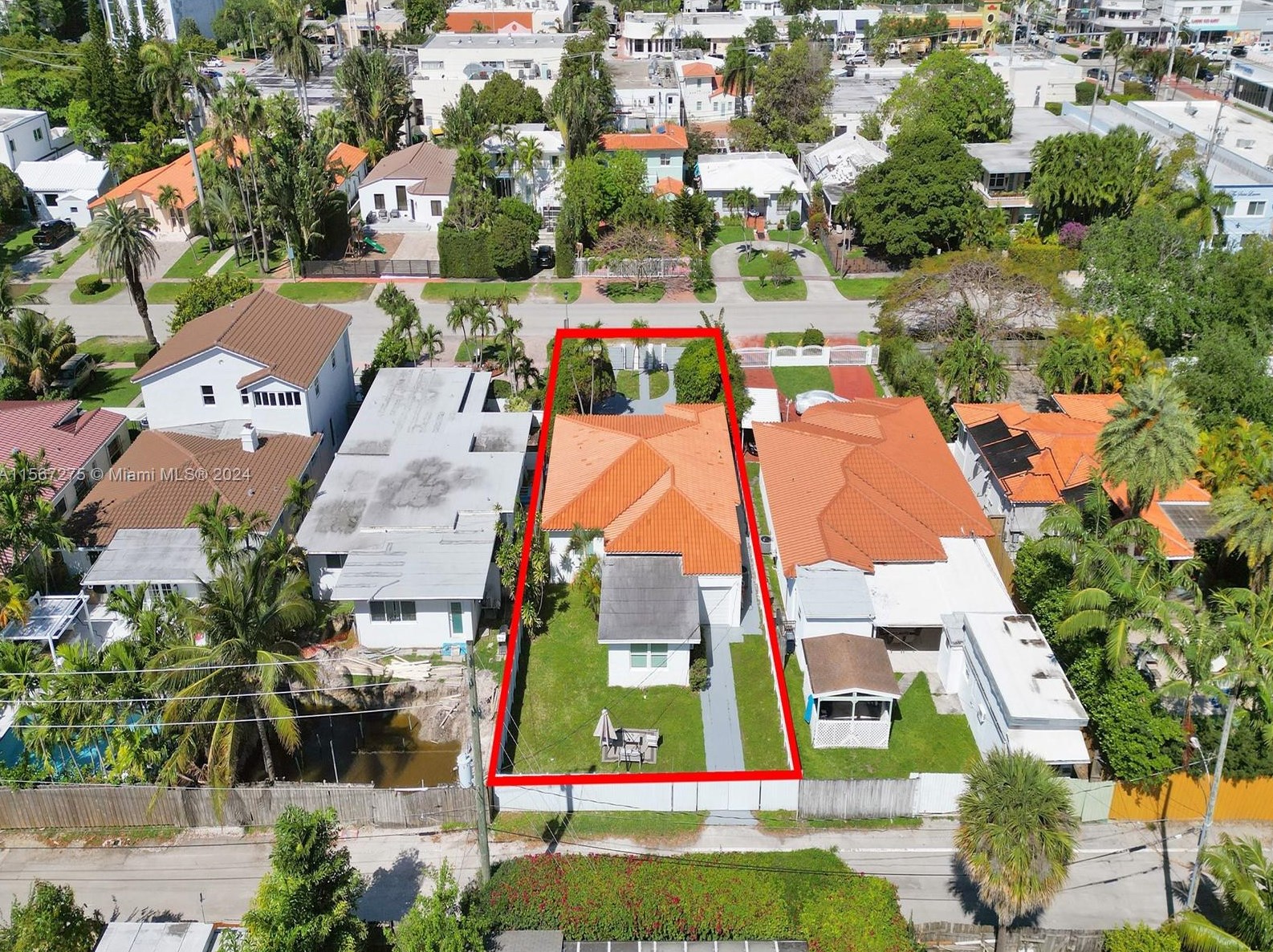 1435 Lenox Ave, Miami, FL 33139-3821