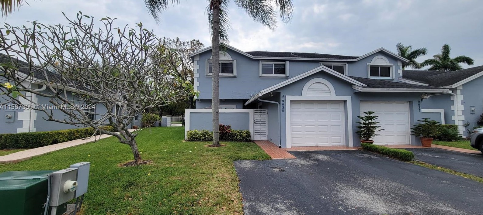 9635 142nd Ct, Miami, FL 33186-1179