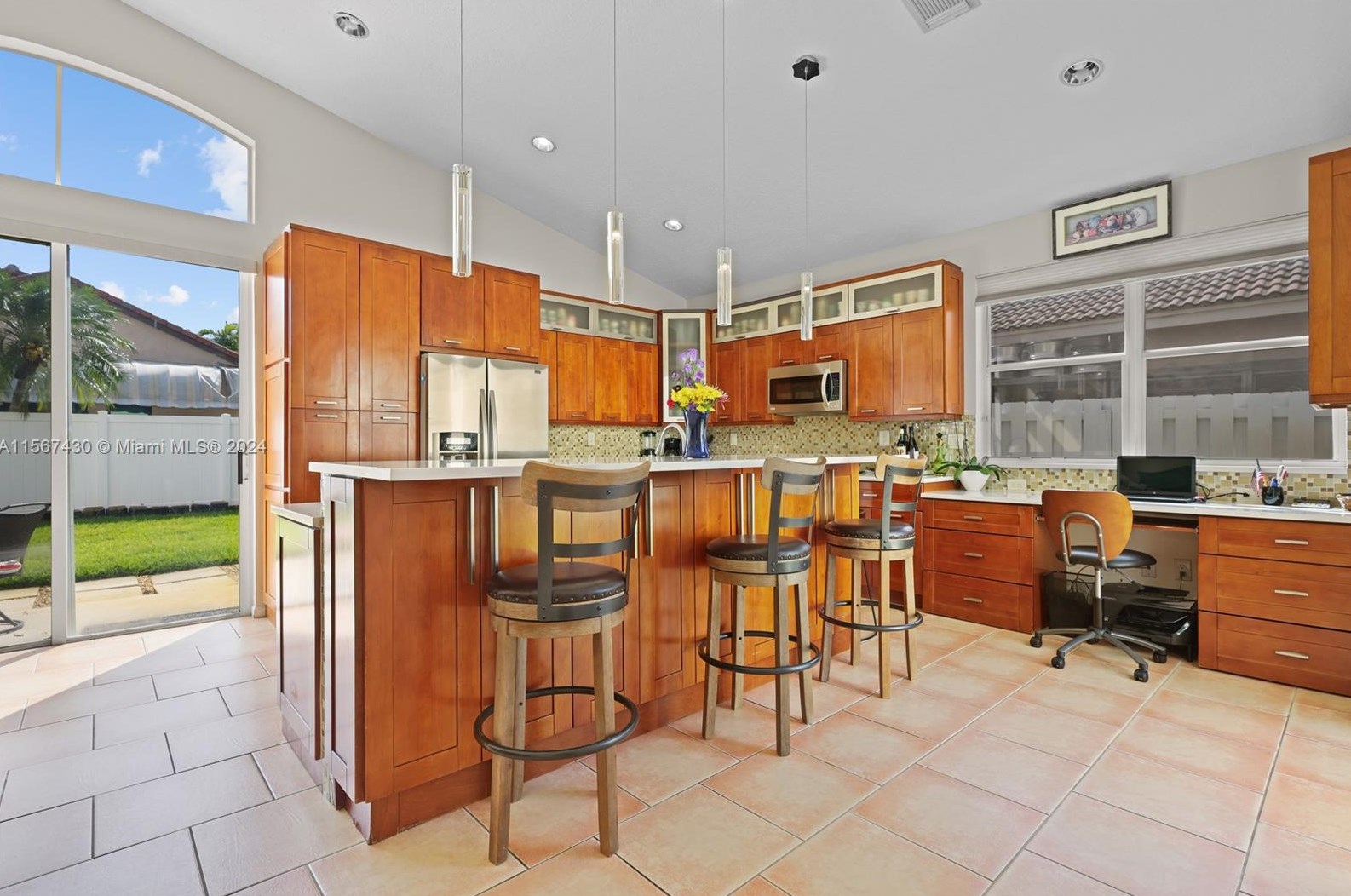 18880 29th St, Hollywood FL  33029-2411 exterior