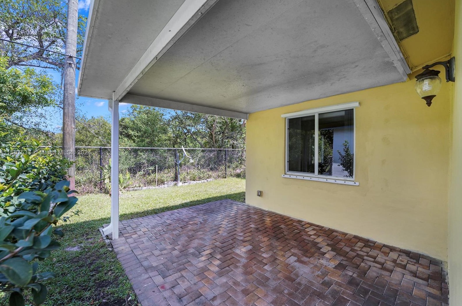 6281 8th St, Pompano Beach FL  33068-2701 exterior