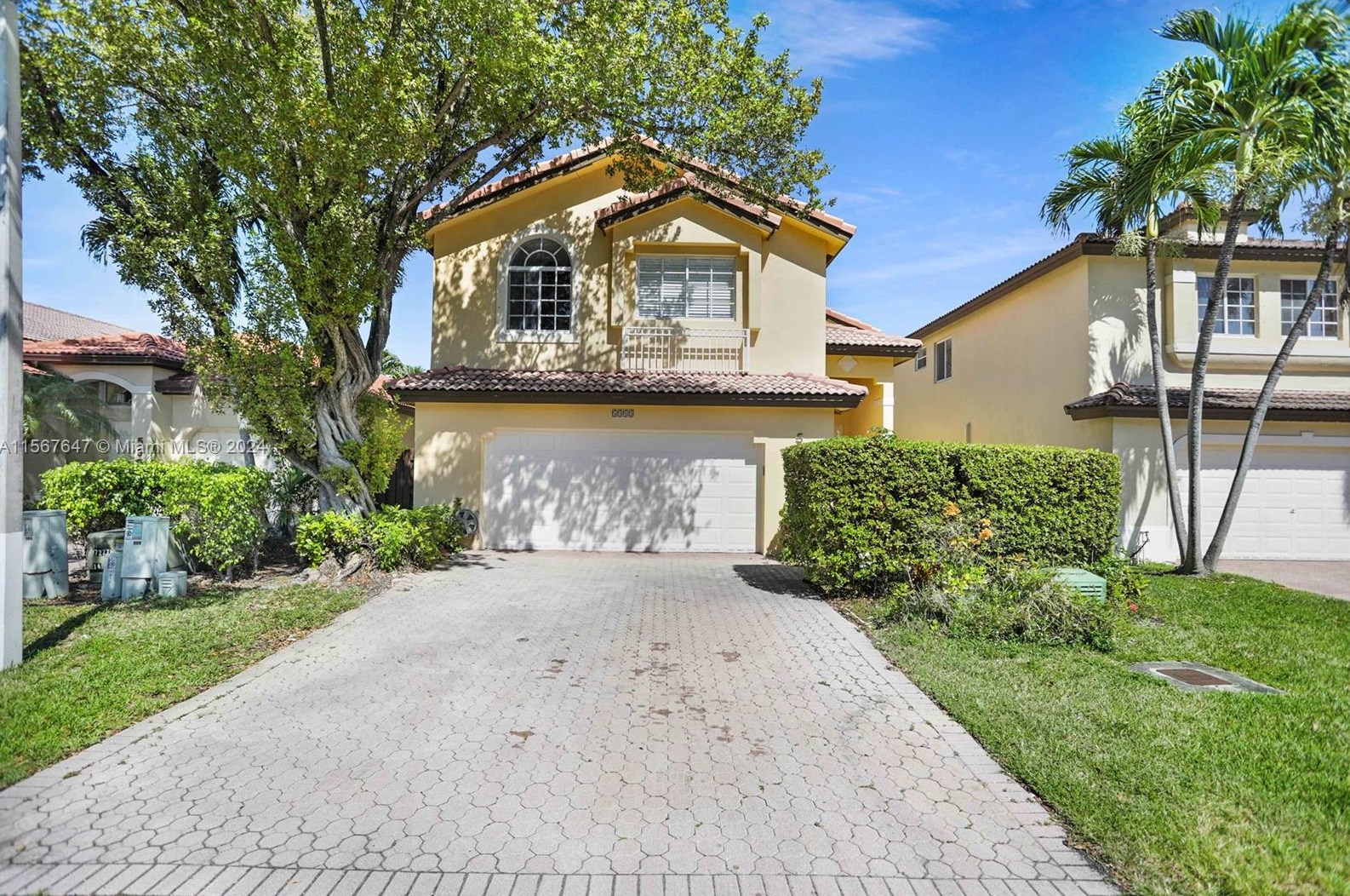 5313 112th Ct, Miami, FL 33178-3516