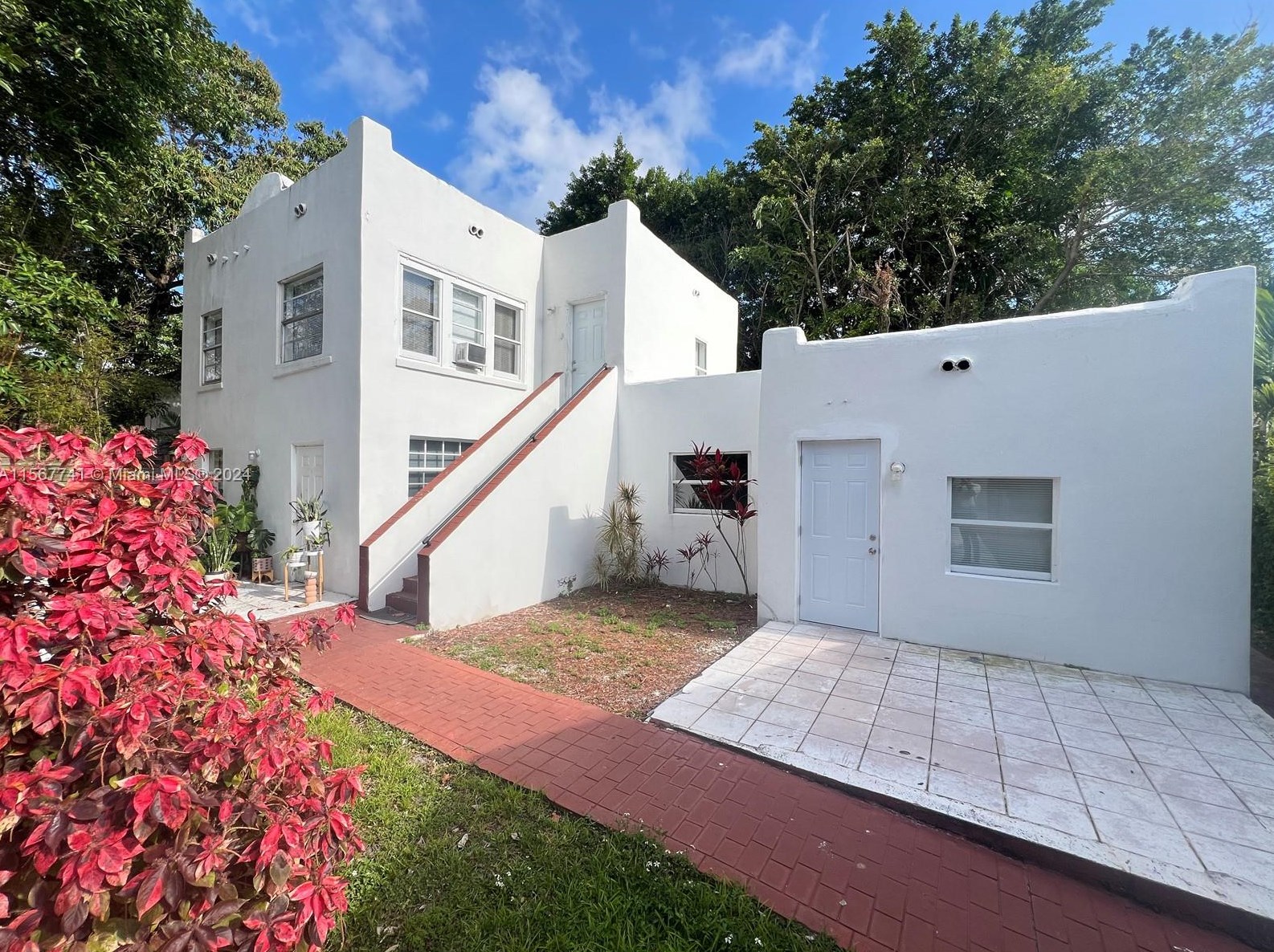 1924 Sw 9th St #3, Miami, FL 33135