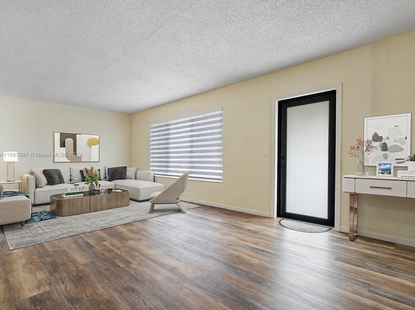 151 E 52nd Pl, Hialeah, FL 33013