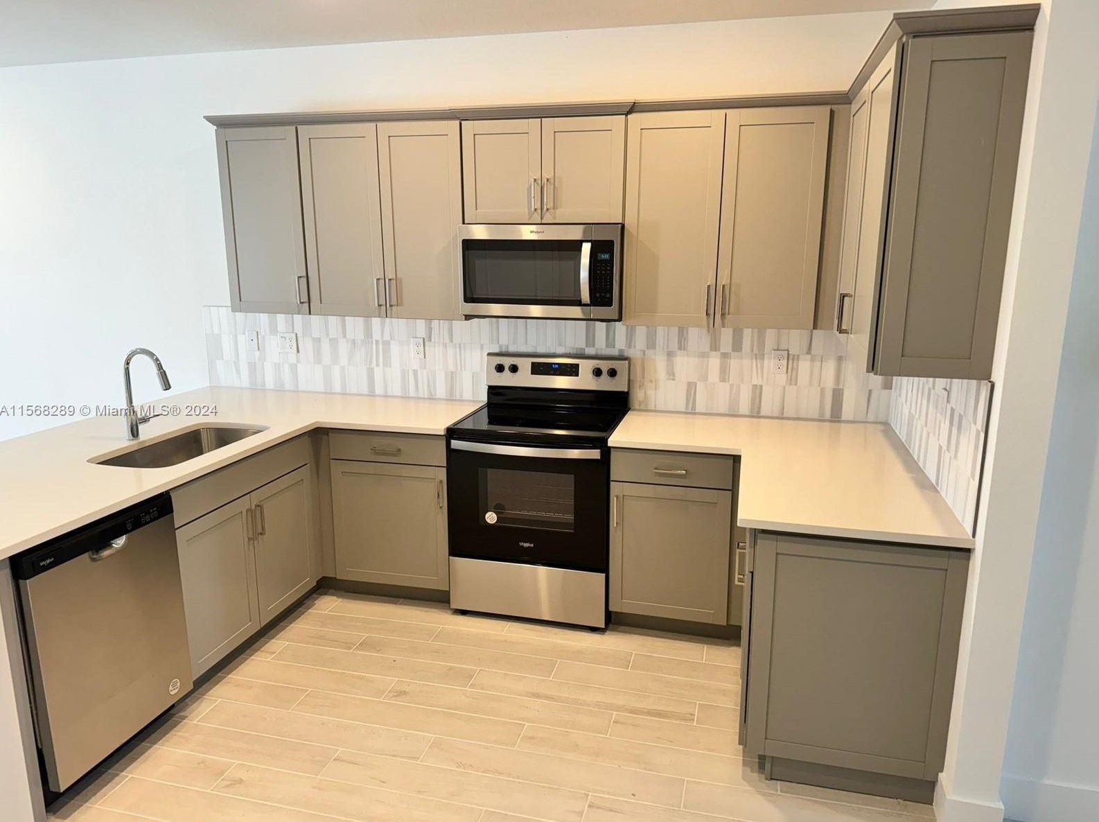 17010 Sw 1st St #17010, Hollywood, FL 33027