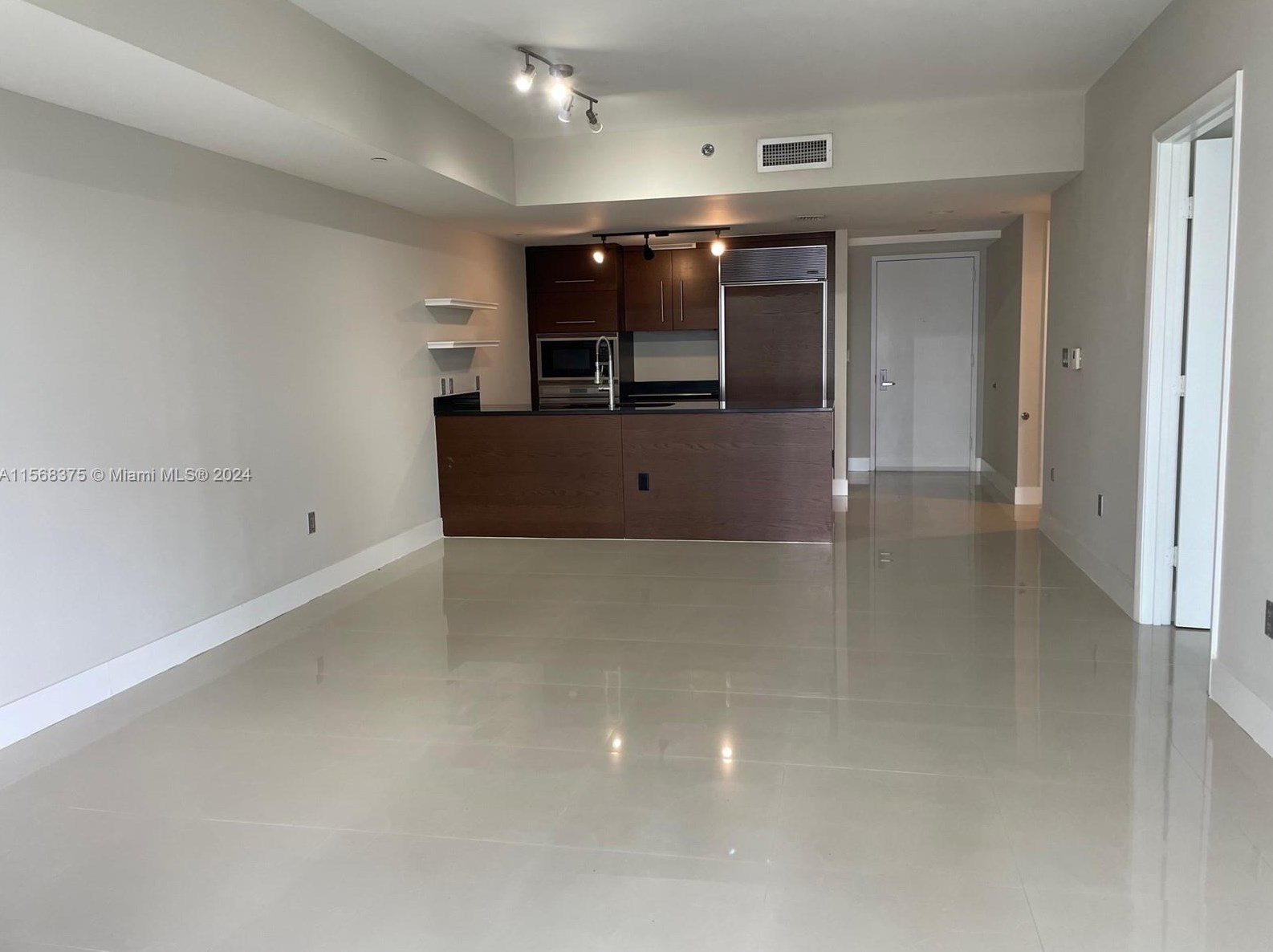 475 Brickell Ave, Miami, FL 33131-2498