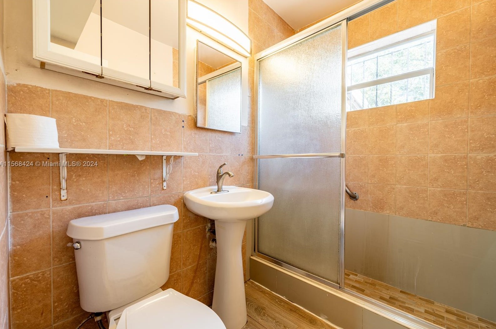 121 171 Ter, Miami FL 33177-2707 exterior