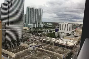 151 SE 1st St, Miami, FL 33131 - Photo 8