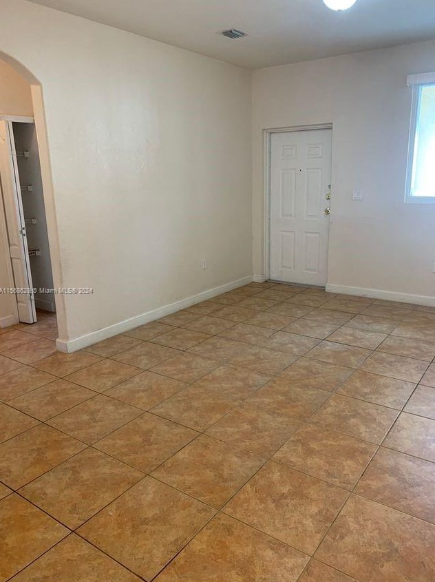 1662 27th Dr, Homestead, FL 33035-2508