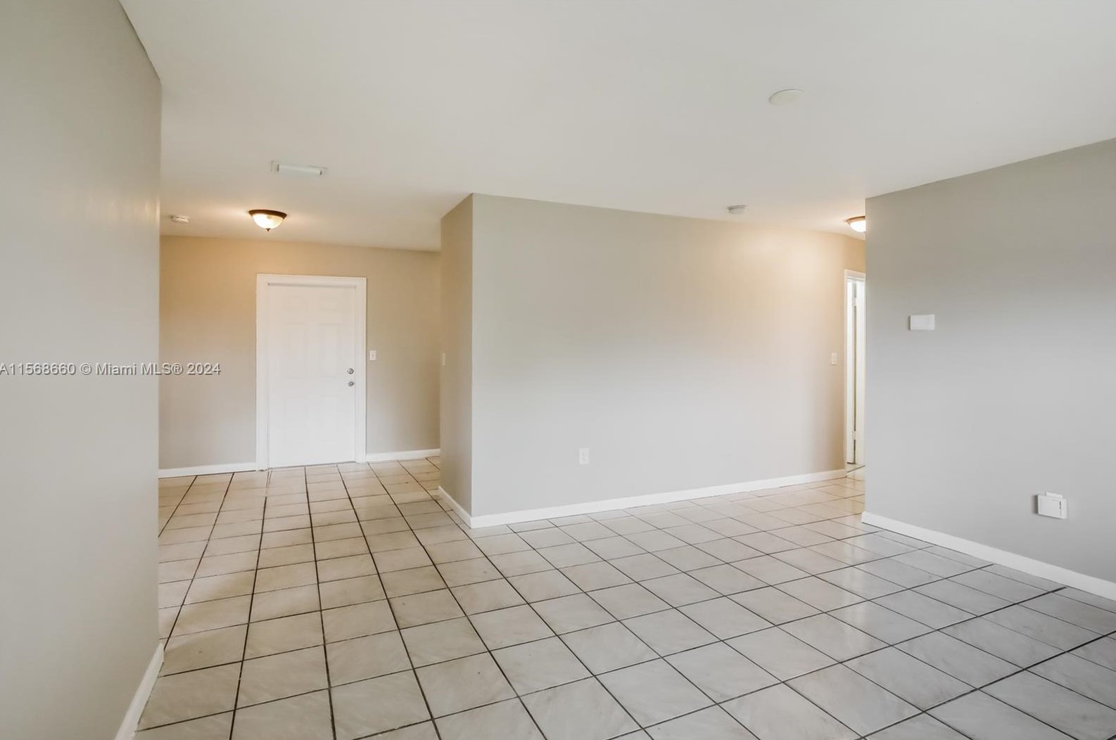 20525 28th Ct, Miami, FL 33056-1410