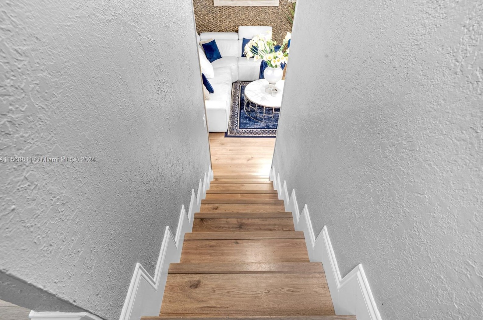 8101 149 Ave, Miami FL 33193-1433 exterior