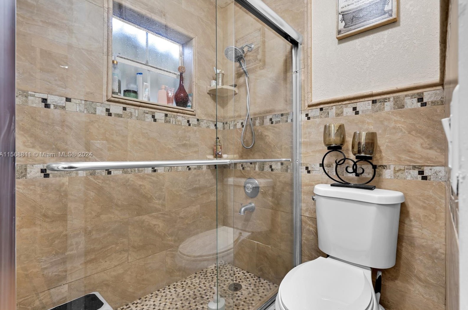 8101 149 Ave, Miami FL 33193-1433 exterior