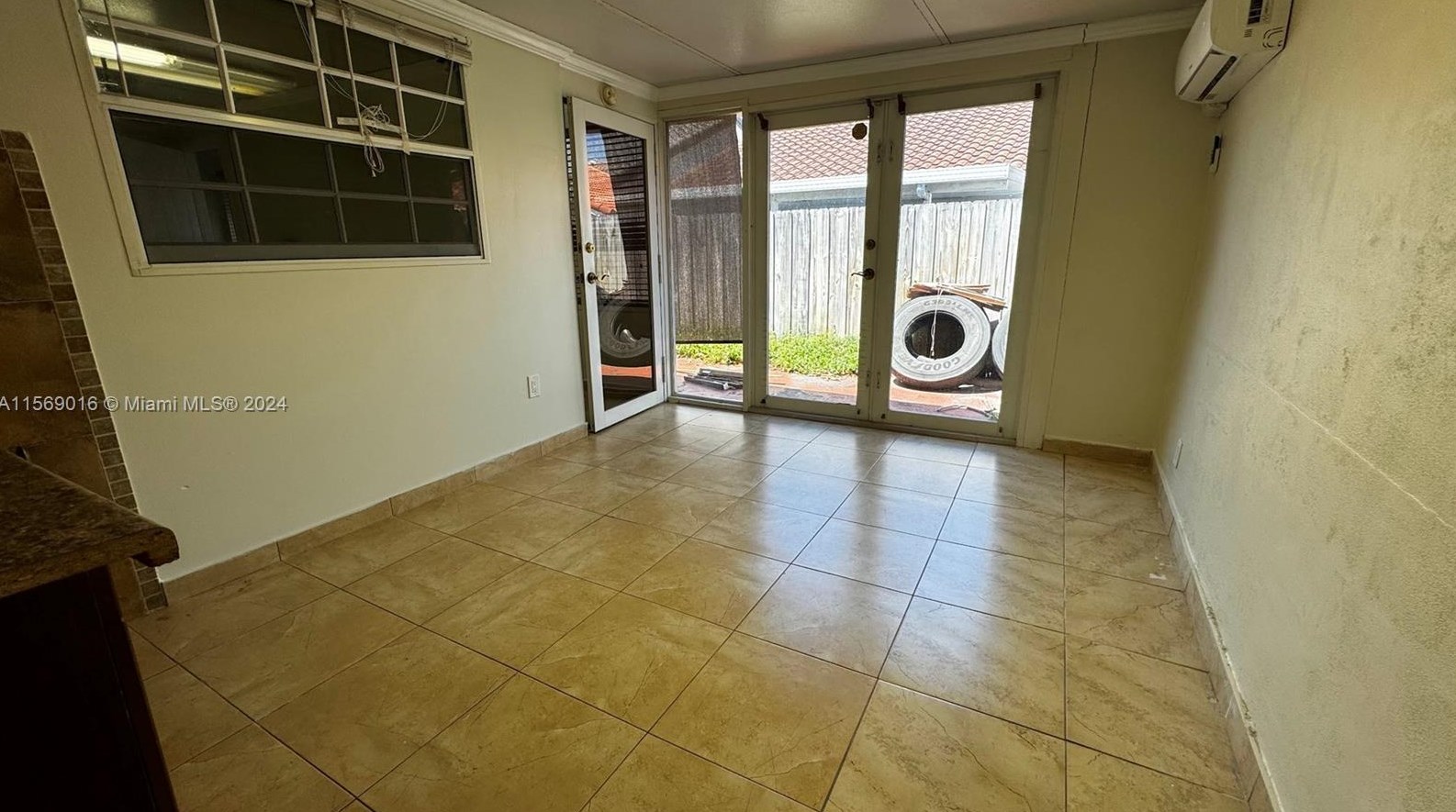 2111 W 54th Ter #47, Hialeah, FL