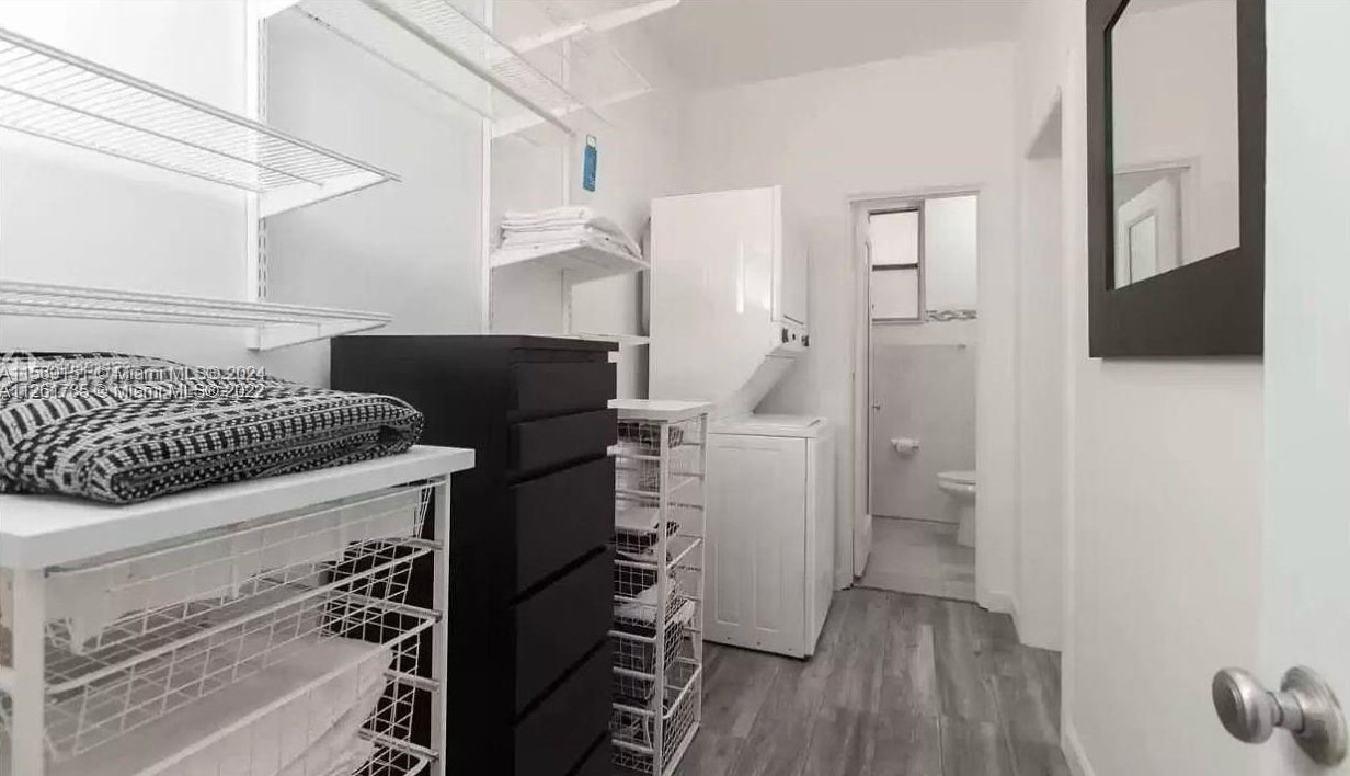 1606 Jefferson Ave, Miami FL  33139-7601 exterior