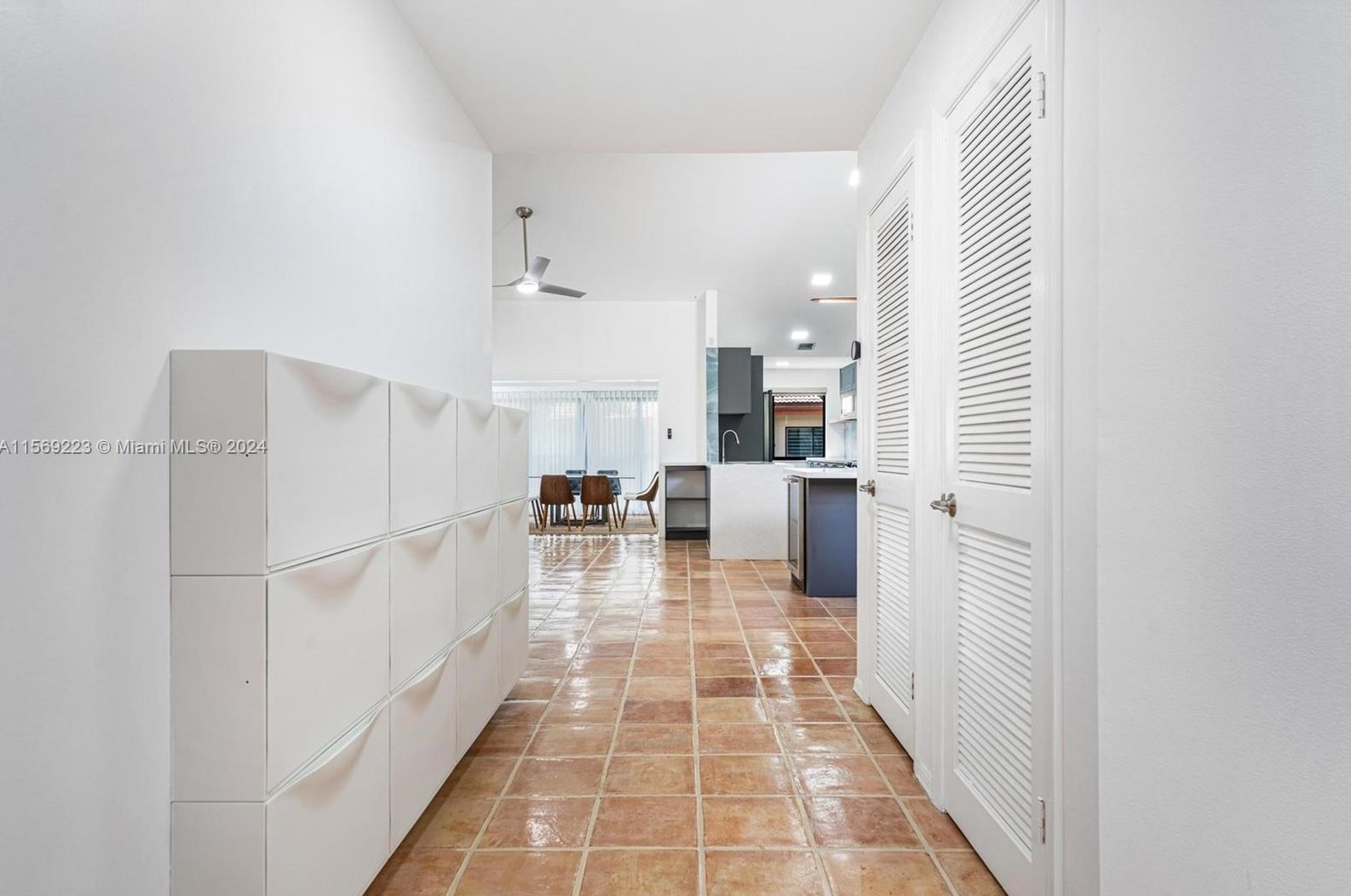 3346 Water Oak Dr, Hollywood, FL 33021-8430