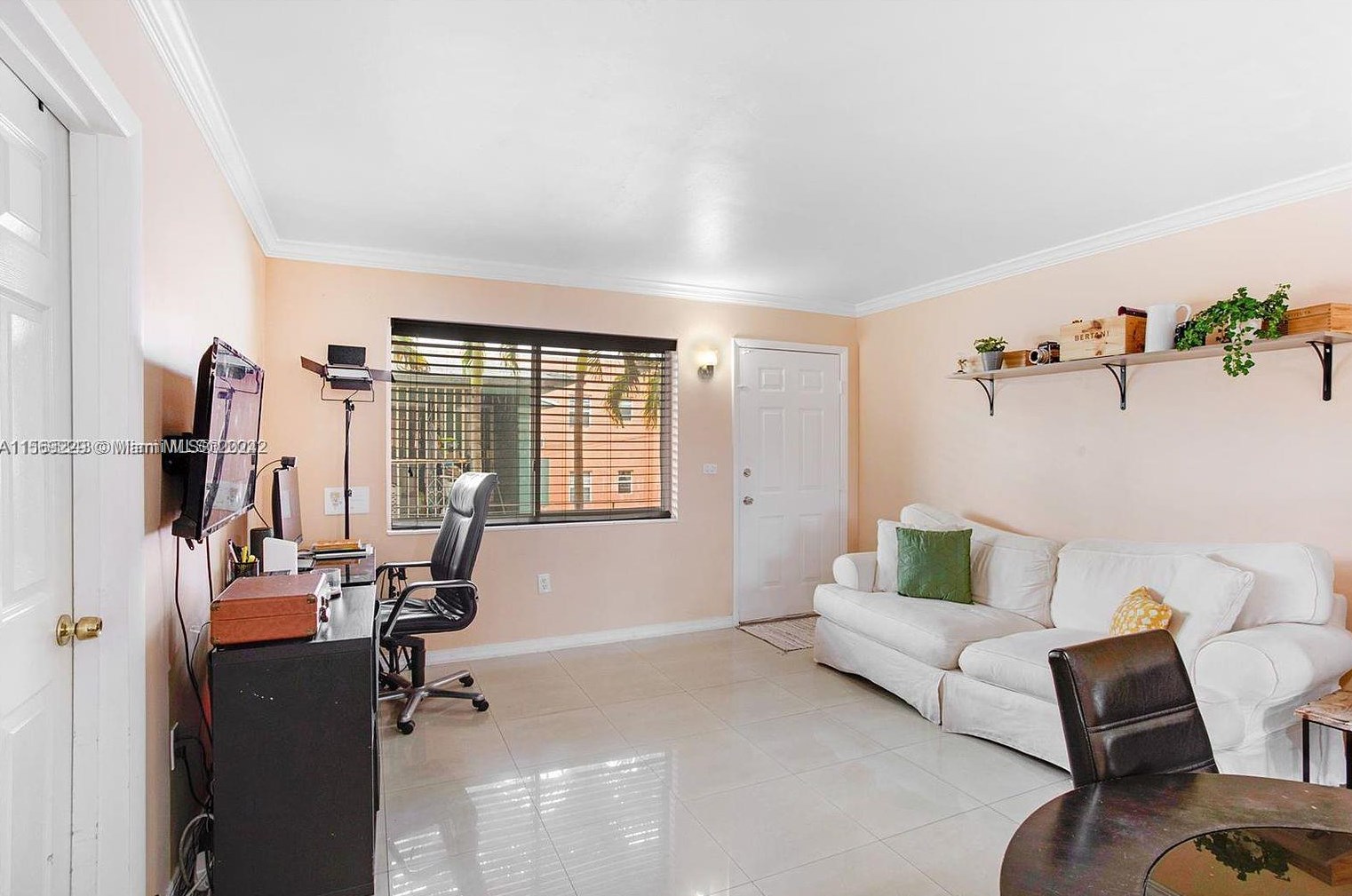 1020 7th St, Miami, FL 33130-3186