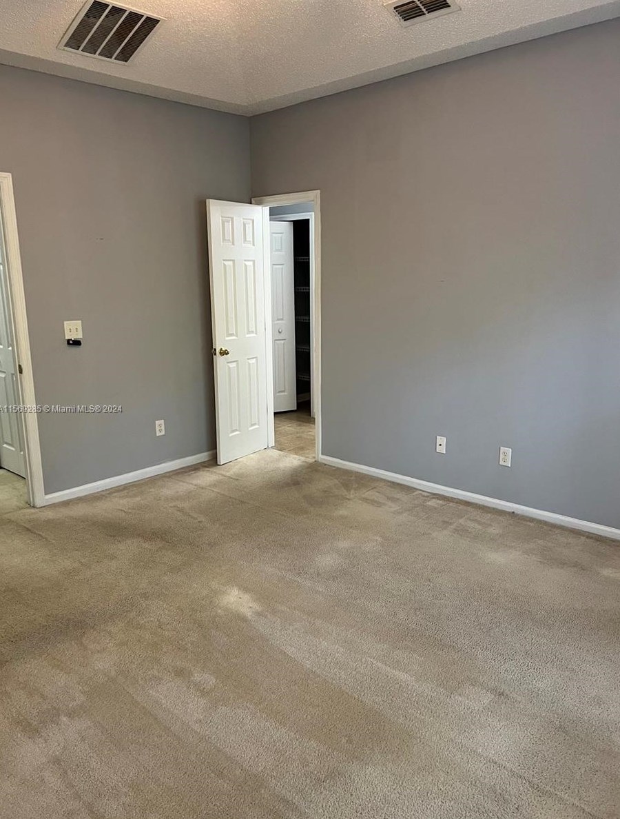 8524 Tower Fls Dr, Jacksonville FL 32244-7901 exterior