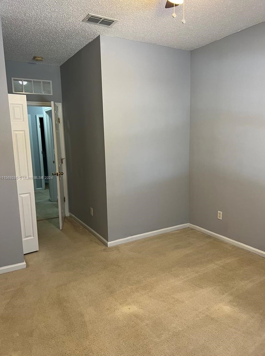 8524 Tower Fls Dr, Jacksonville FL 32244-7901 exterior