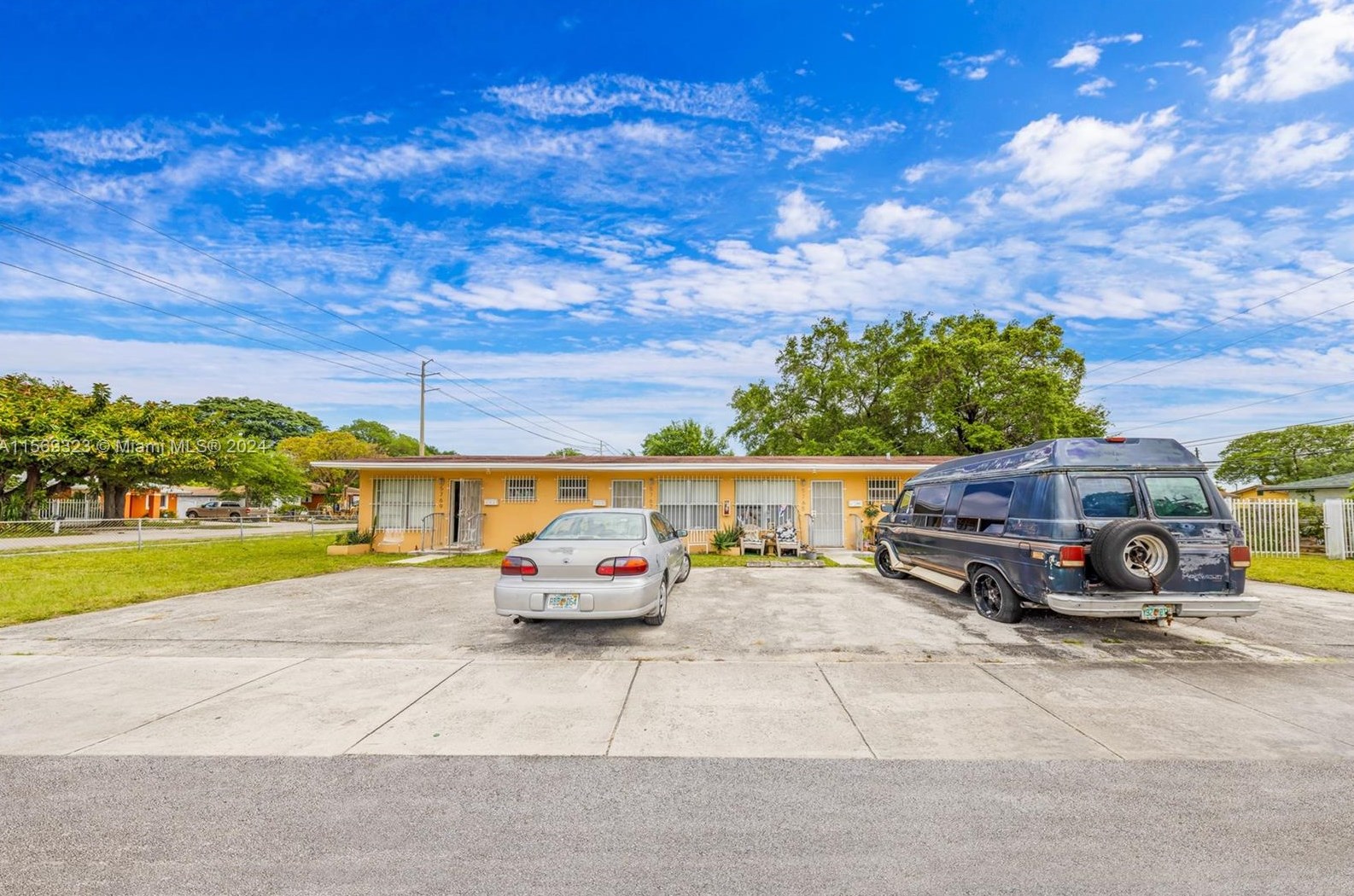 5763 29th Ave, Miami, FL 33142-2211