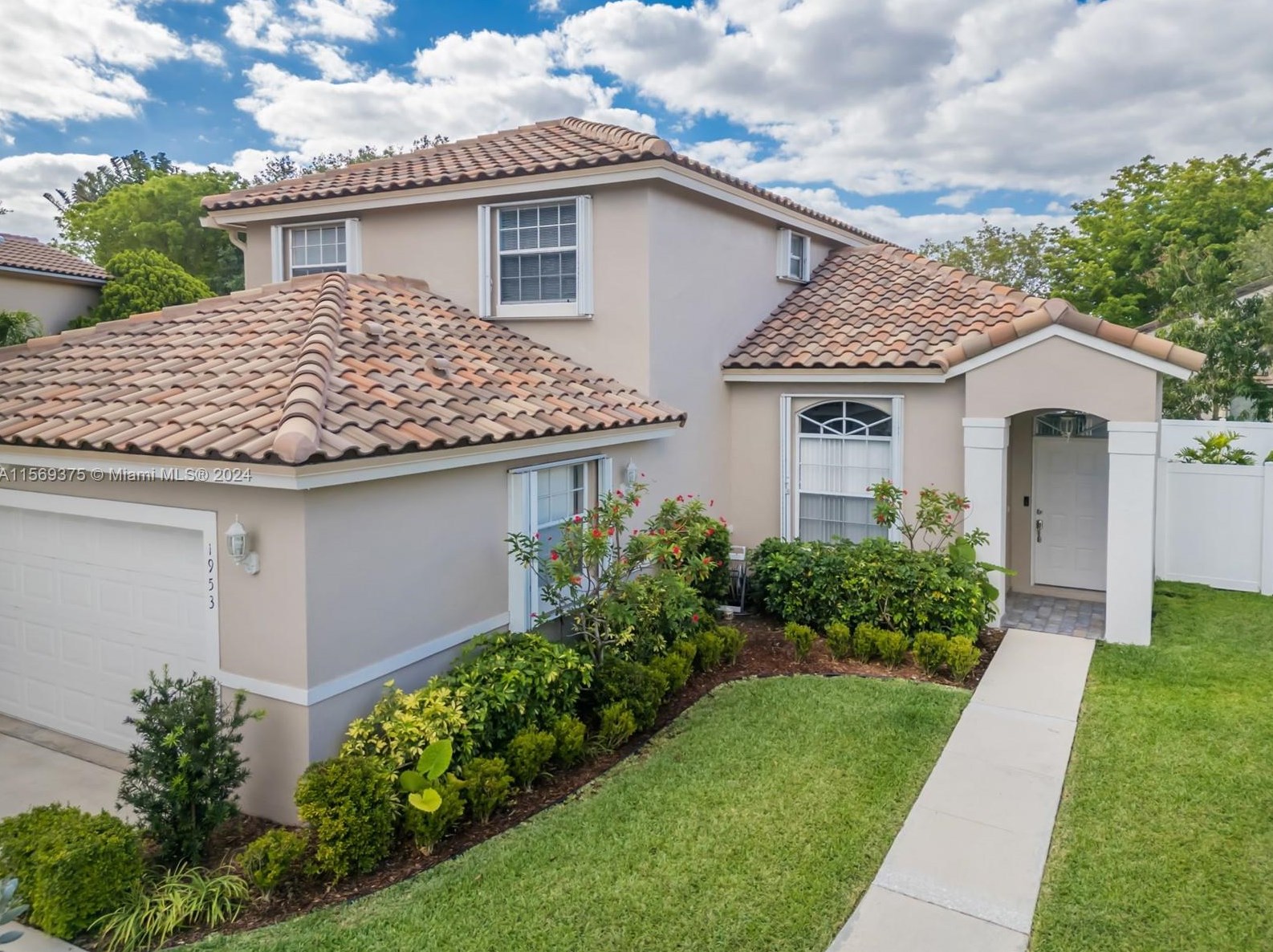 1953 181st Ave, Hollywood, FL 33029-3011
