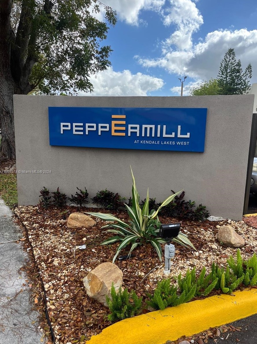 8004 149th Ave, Miami FL 33193-3145 exterior