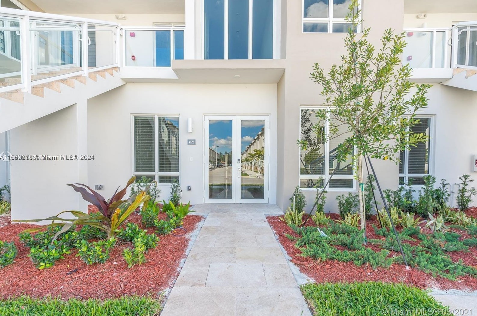 6310 103rd Pl, Miami, FL 33178-1324