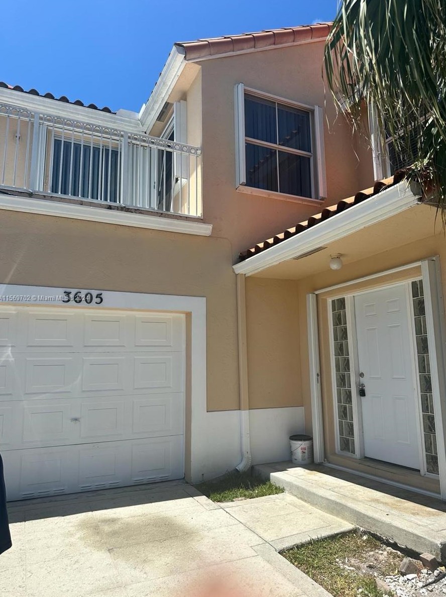 3605 Kensington St, Hollywood, FL 33021-1370