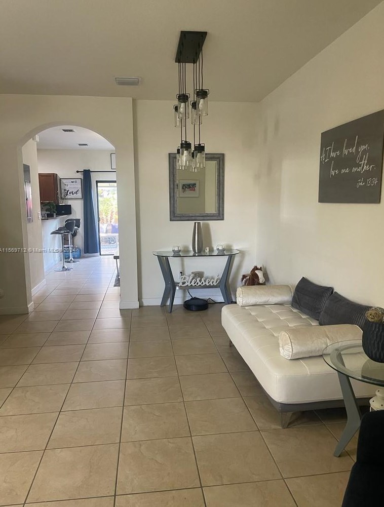 15058 Sw 115th Terrace, Miami, FL 33196