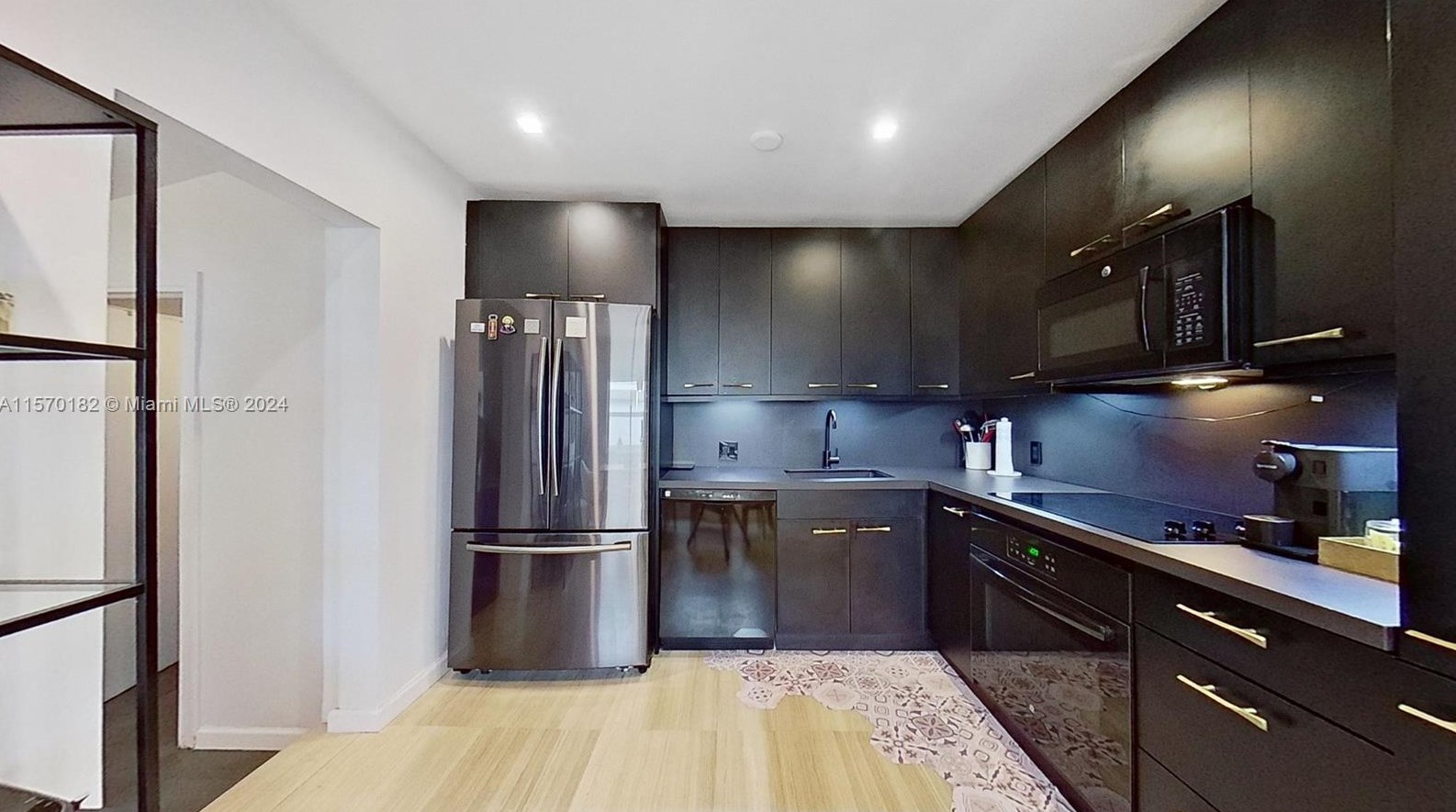 265 44 St, Miami FL 33127-2650 exterior