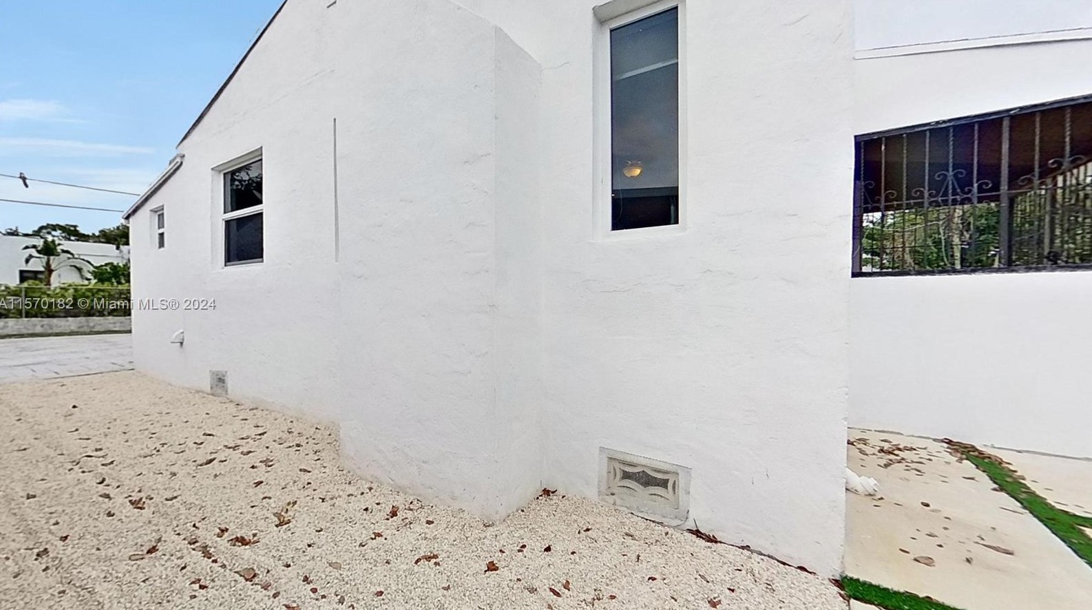 265 44 St, Miami FL 33127-2650 exterior