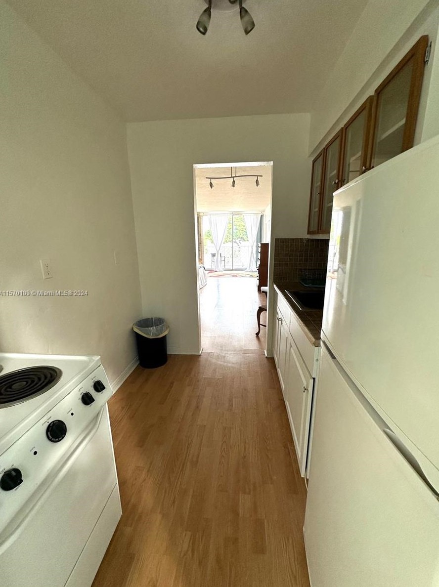 1400 Pennsylvania Ave #33, Miami Beach, FL 33139