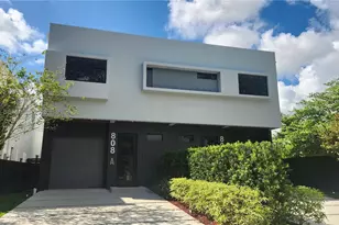 808 SW 9th St, Fort Lauderdale, FL 33315 - Photo 2