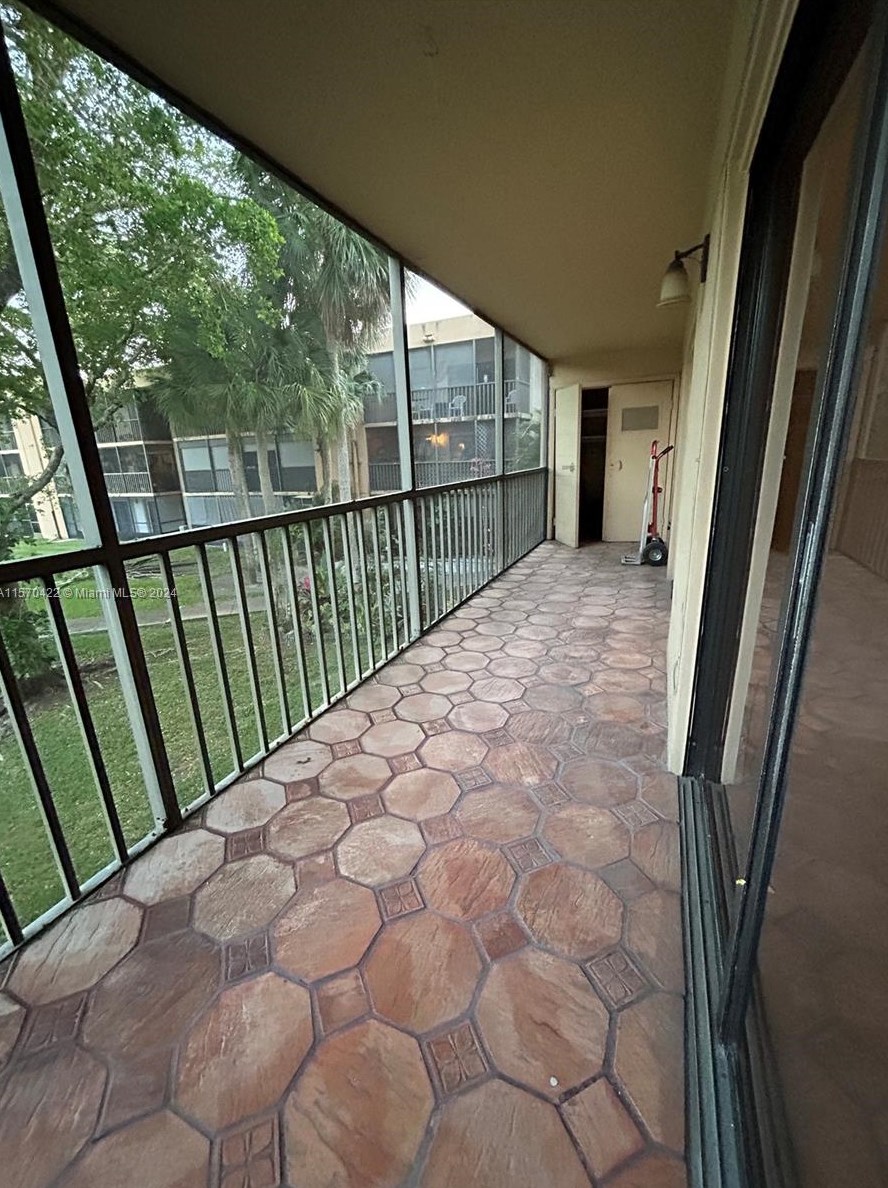 8415 107th Ave, Miami FL  33173-4393 exterior