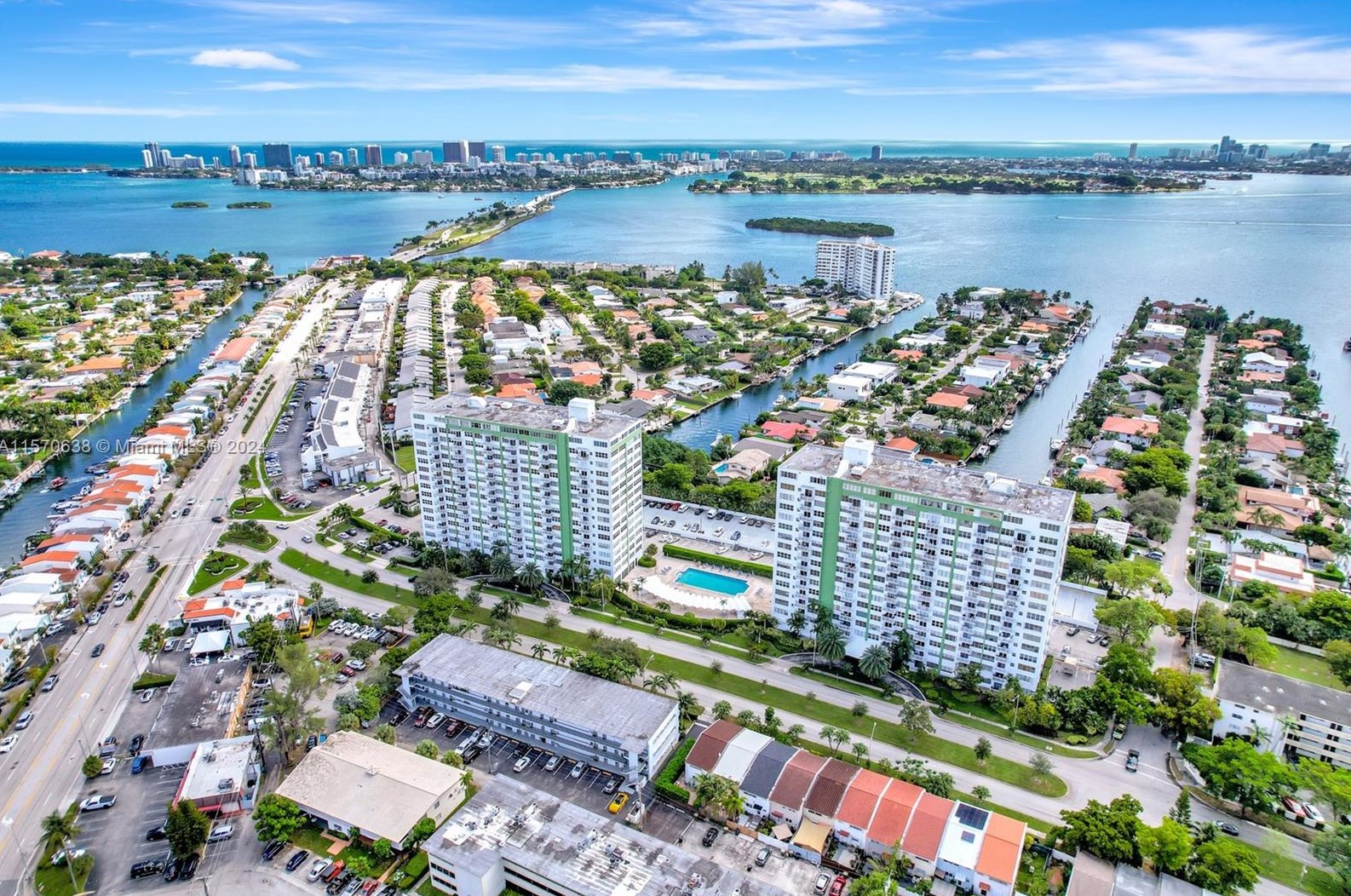 2150 Sans Souci Blvd, Miami FL  33181-3016 exterior