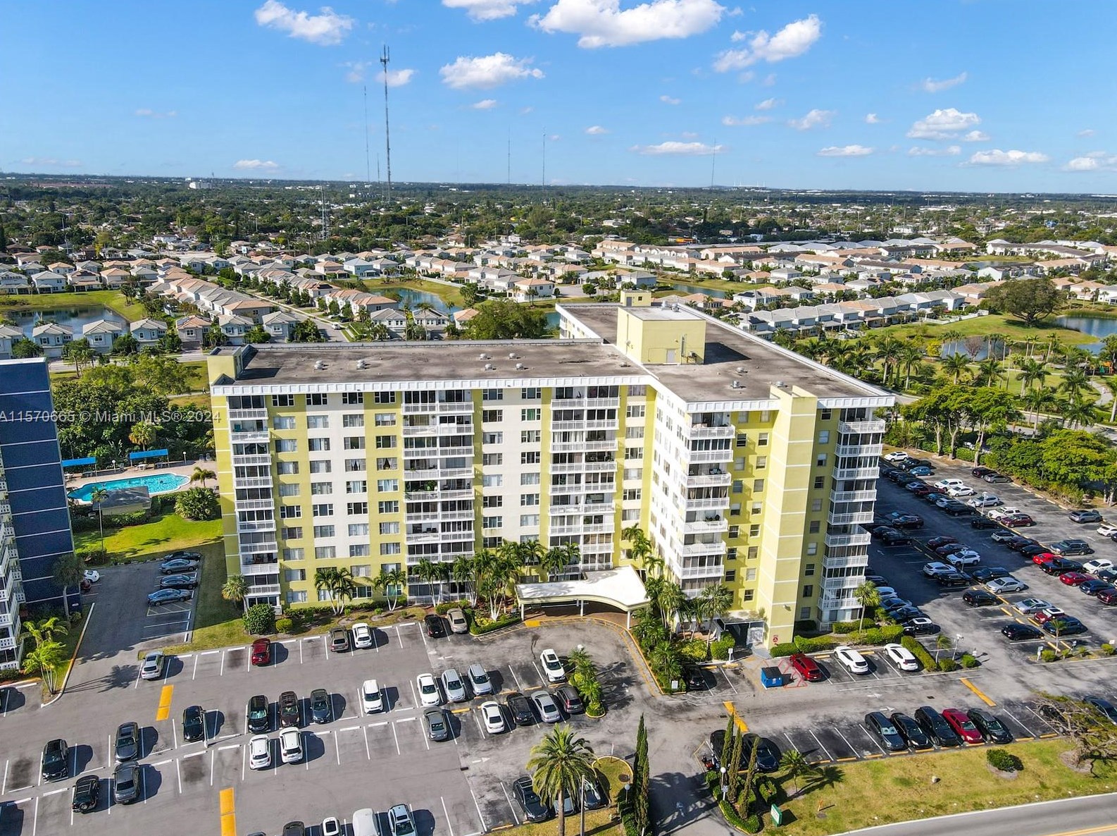 4400 Hillcrest Dr #807a, Hollywood, FL 33021