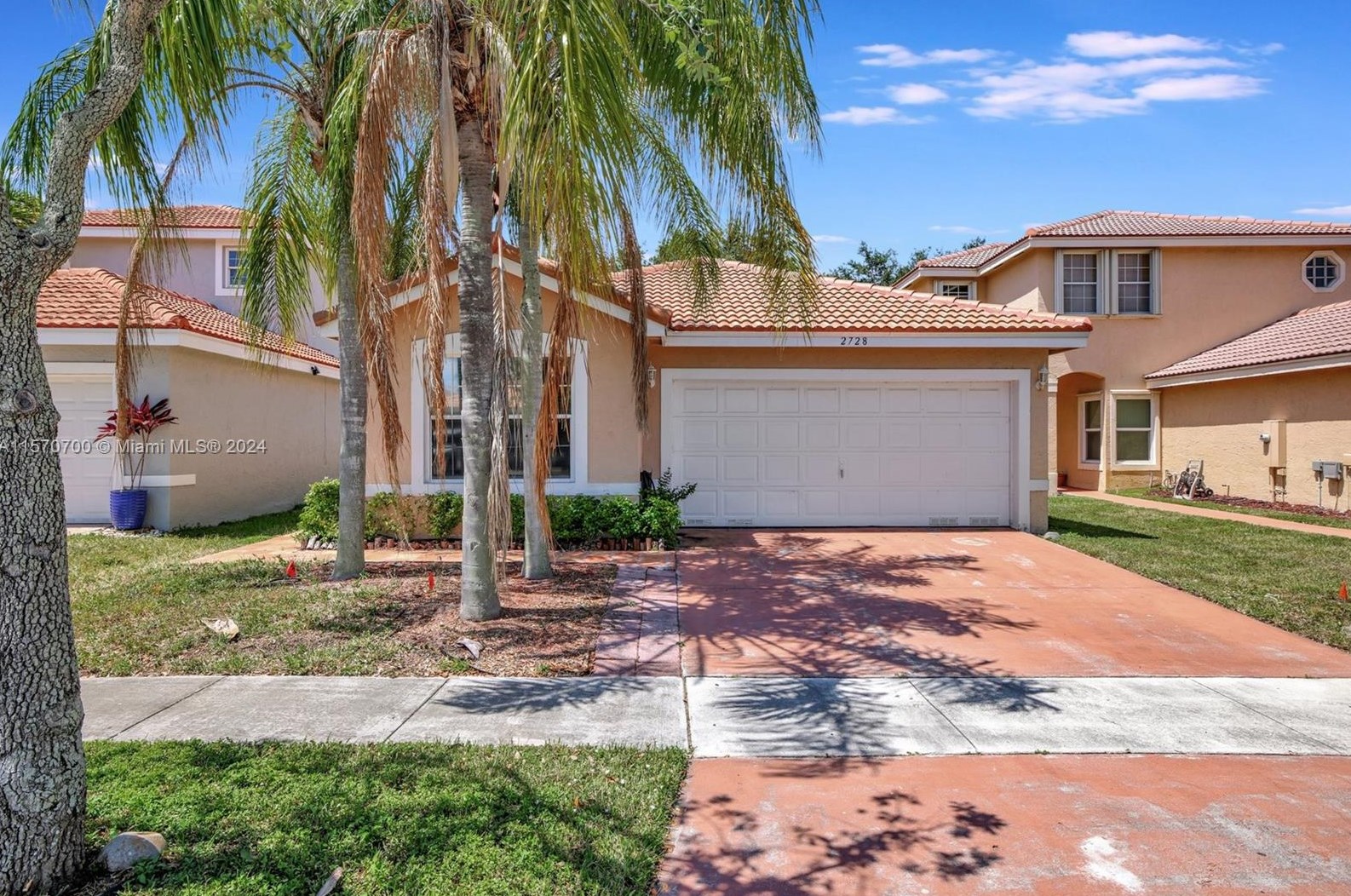 2728 Sw 177th Ave, Hollywood, FL 33029