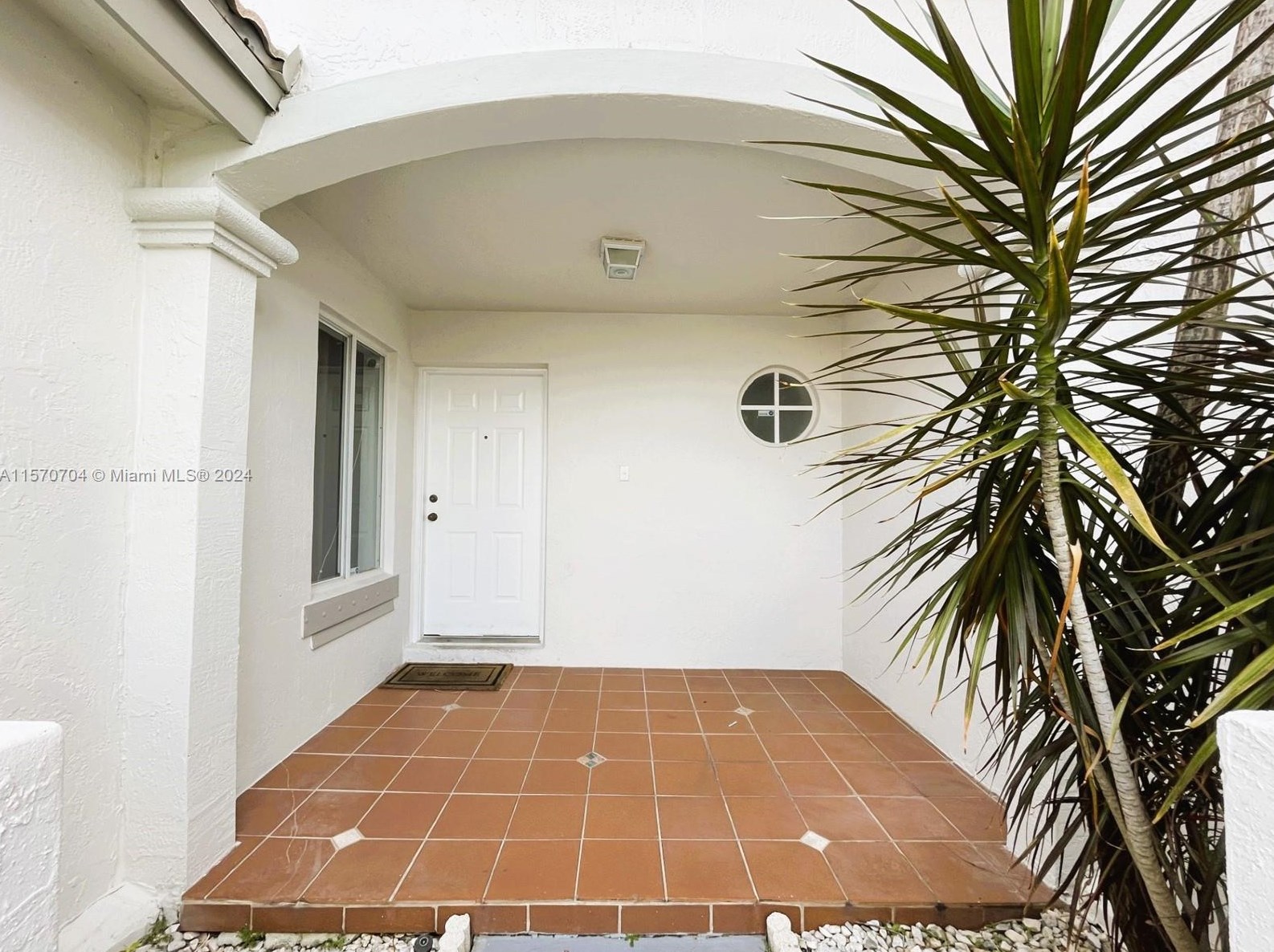 7329 162nd Path, Miami, FL 33193-4419